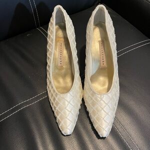 Apostrophe Cream Quilted Heels